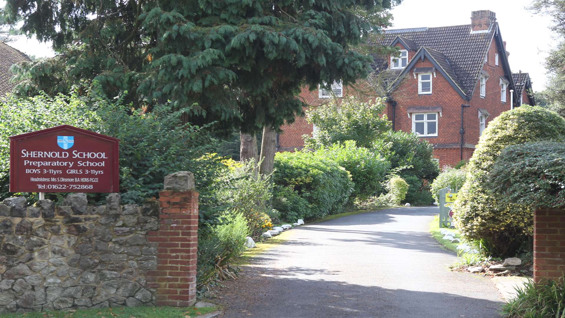 Shernold School, Hill Place, Queens Avenue, Maidstone