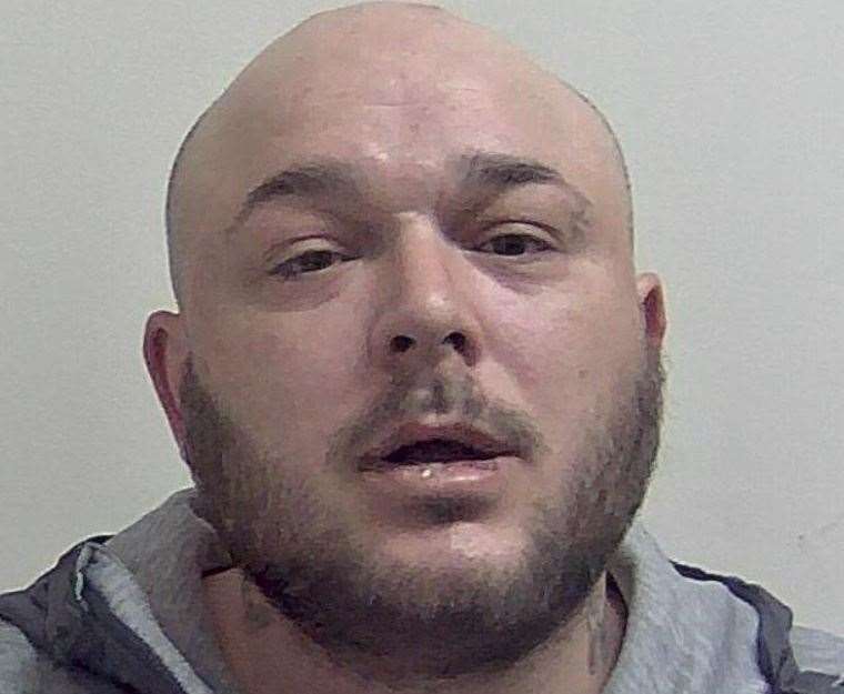 Bret Gilham barged into a flat in Hawkinge during an attempted robbery, leading to the homeowner being stabbed by his sister, Ieasha Gilham. Pic: Kent Police