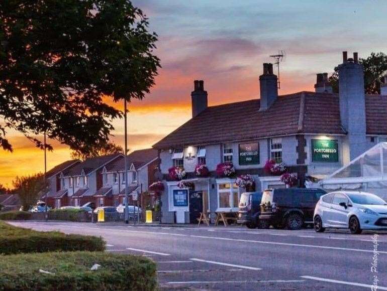 Landlords from the The Artichoke in Chartham, The White Horse in