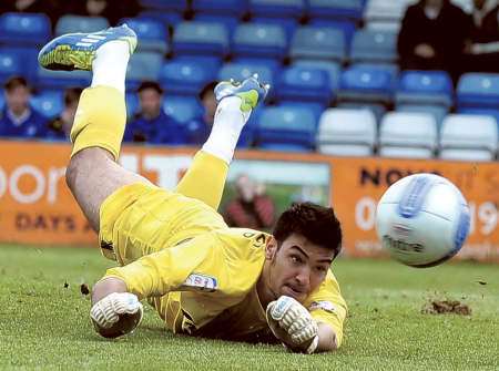 Paulo Gazzaniga makes a save