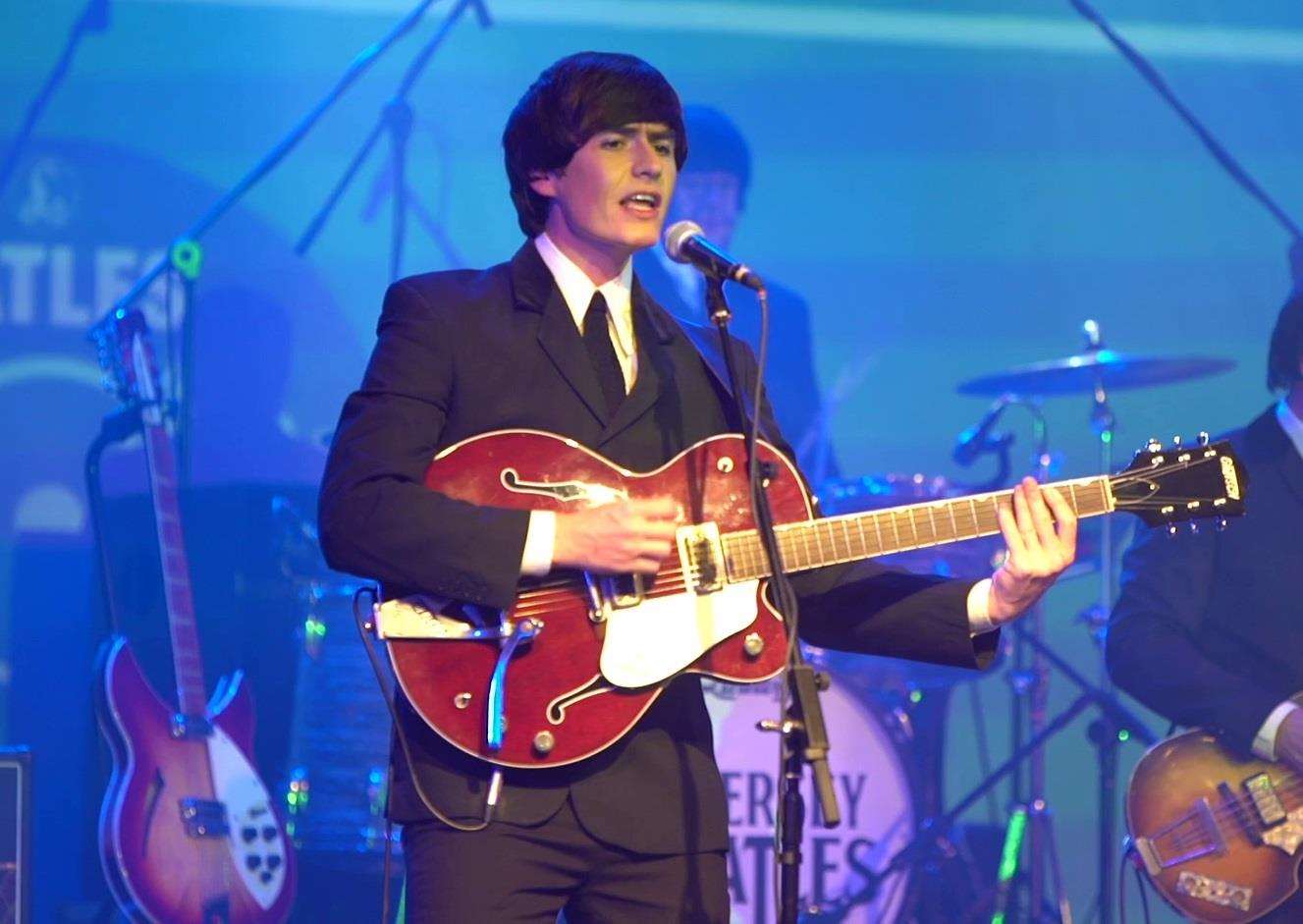 Craig McGown as George Harrison (5592945)