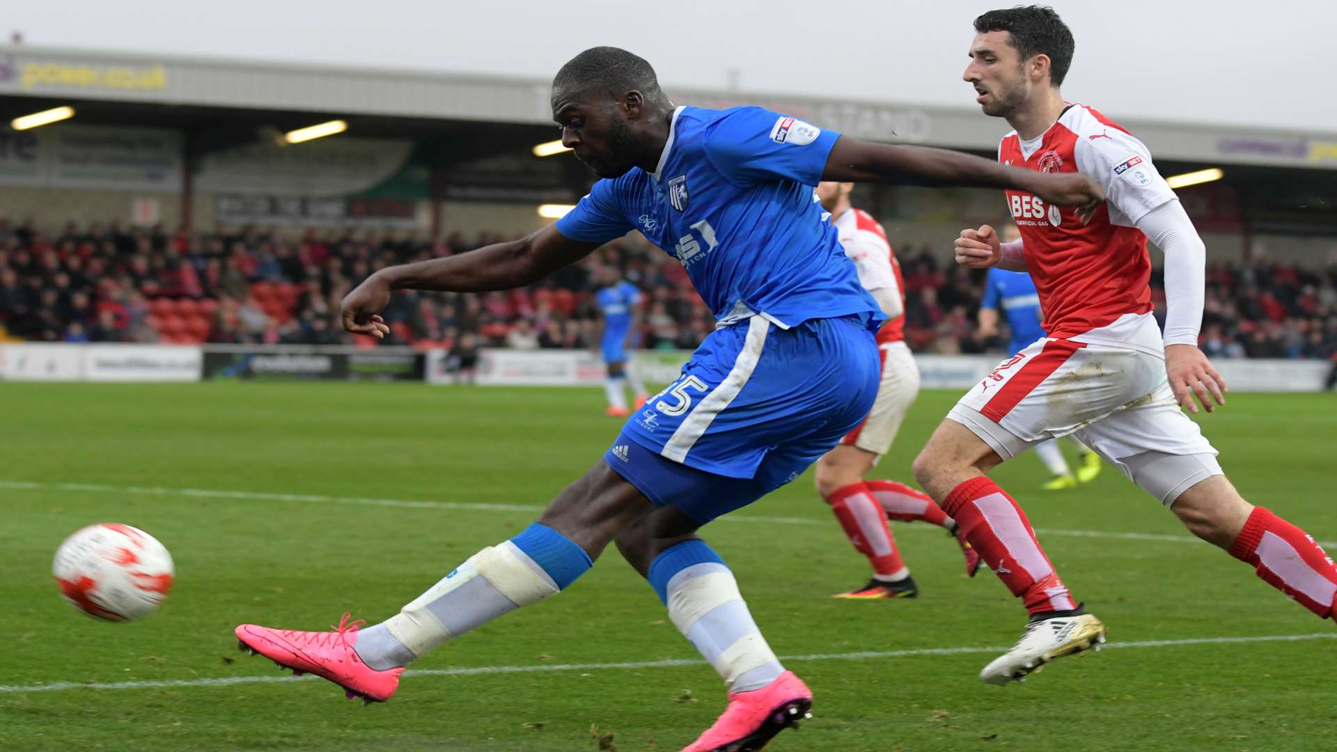 Frank Nouble looks for a blue shirt with this cross Picture: Barry Goodwin