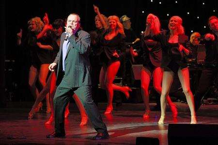 Ex-EastEnders' star Shaun Williamson appears in Dave Lee tribute show