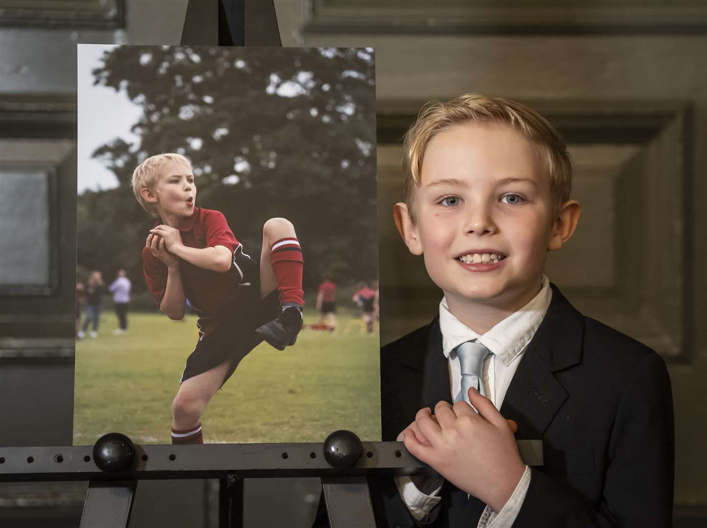 Mateo Robayna with a photograph of himself taken by his sister (Danny Lawson/PA)