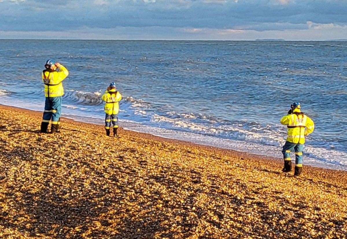 Huge sea search operation between Hythe and Sandgate