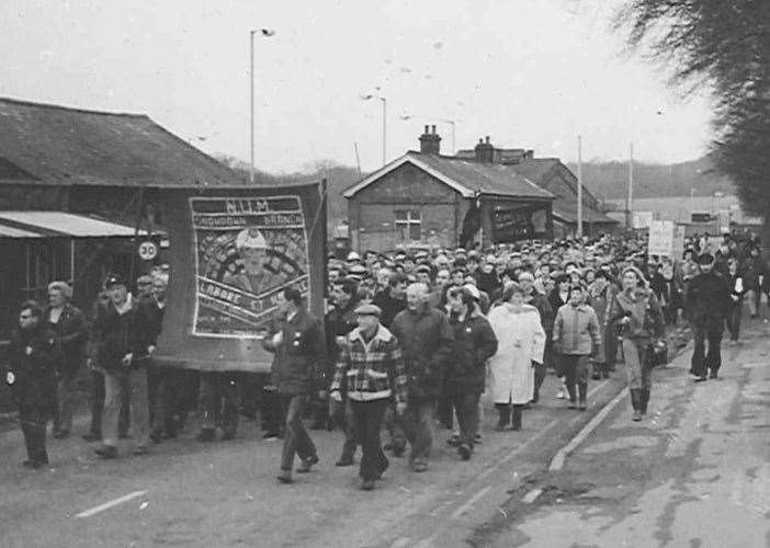 The march back to work at Snowdown in March 1985. Picture: Aylesham Heritage Centre