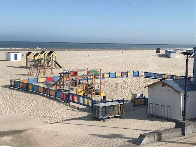 There's plenty to entertain children on the beaches of Boulogne sur Mer