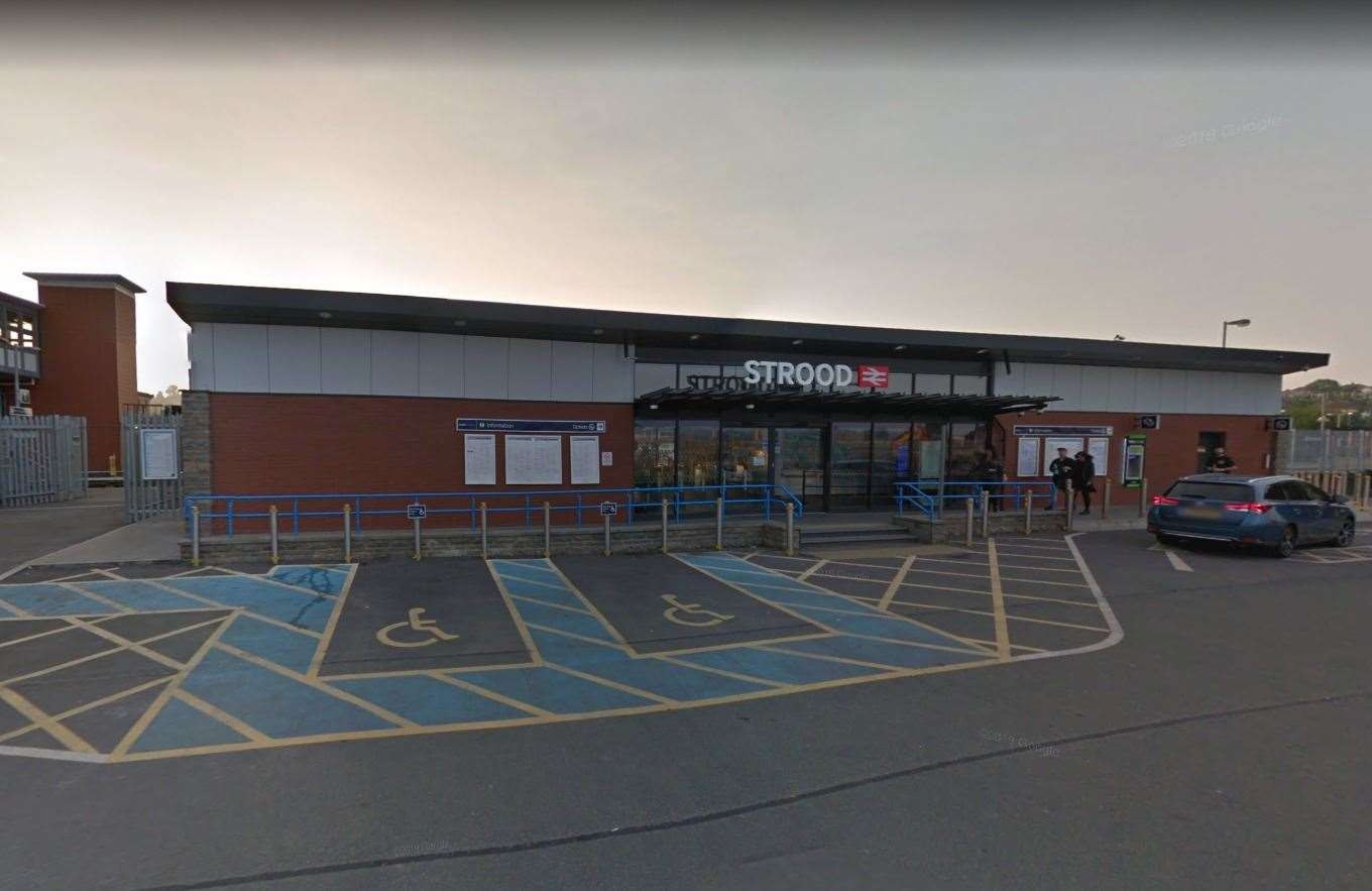 Police were called to Strood Railway Station after an assault, at 11pm on Saturday, July 27. Pic: Google Maps (14396132)