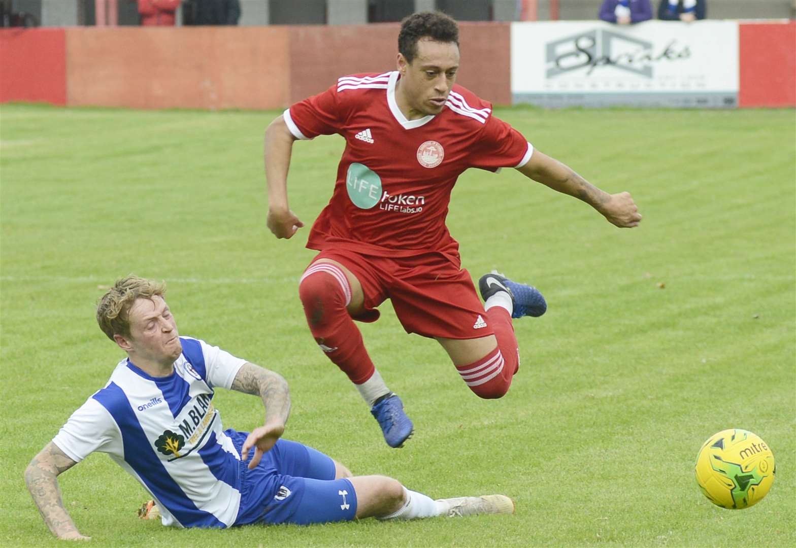 Folkestone Invicta sign former Gillingham defender Aaron ...