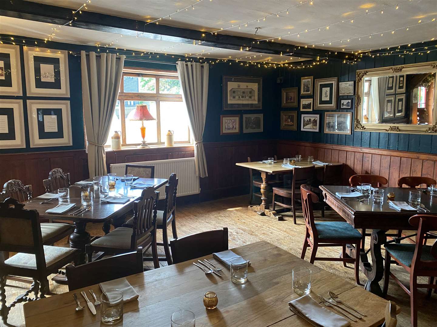 The formal dining area at the George Inn