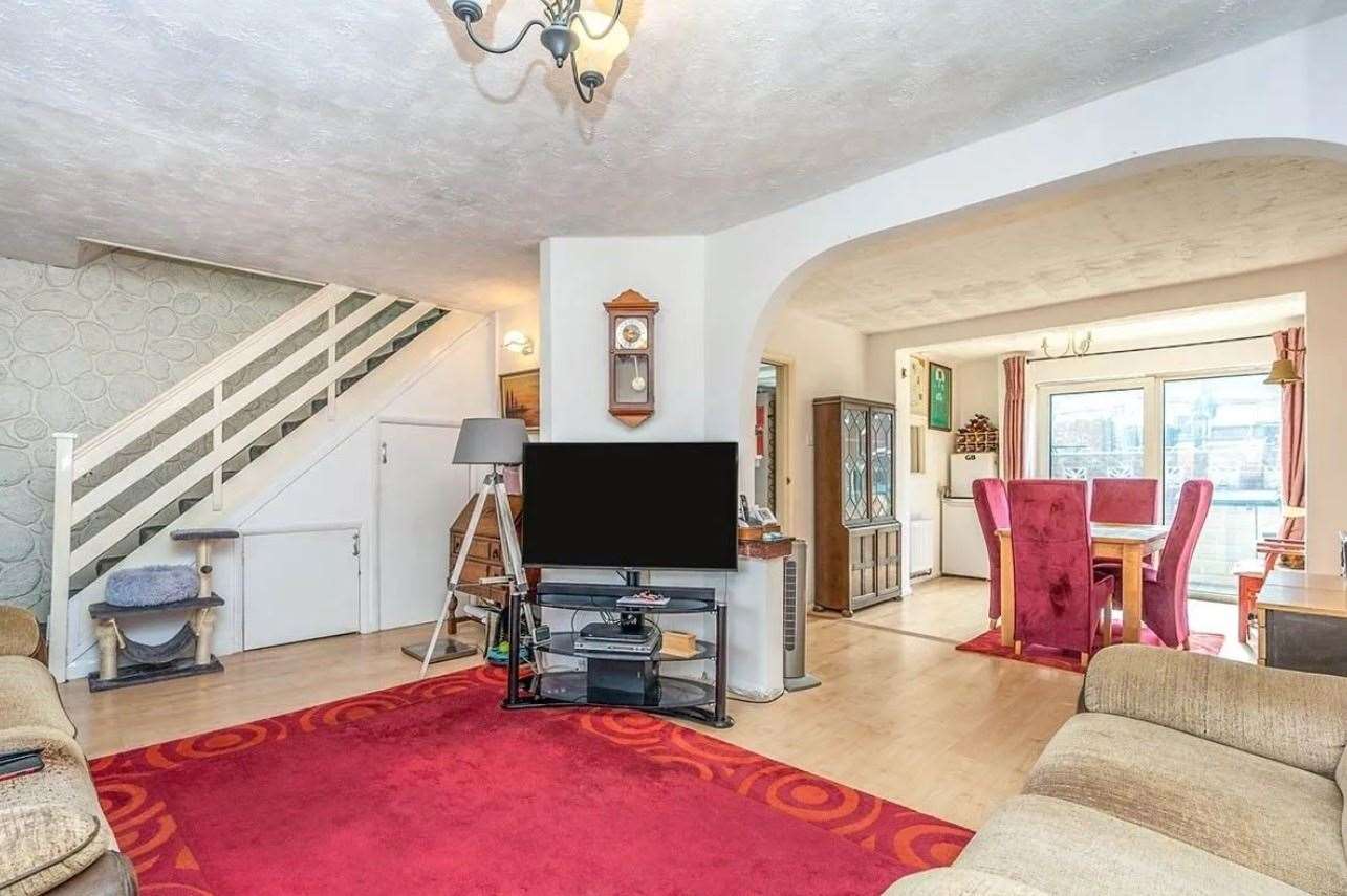 A look inside the living room. Picture: Zoopla / Your Move