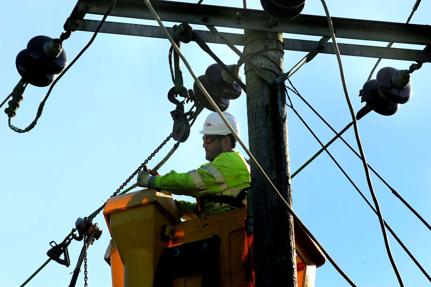 UK Power Network engineers are trying to restore power to thousands of homes