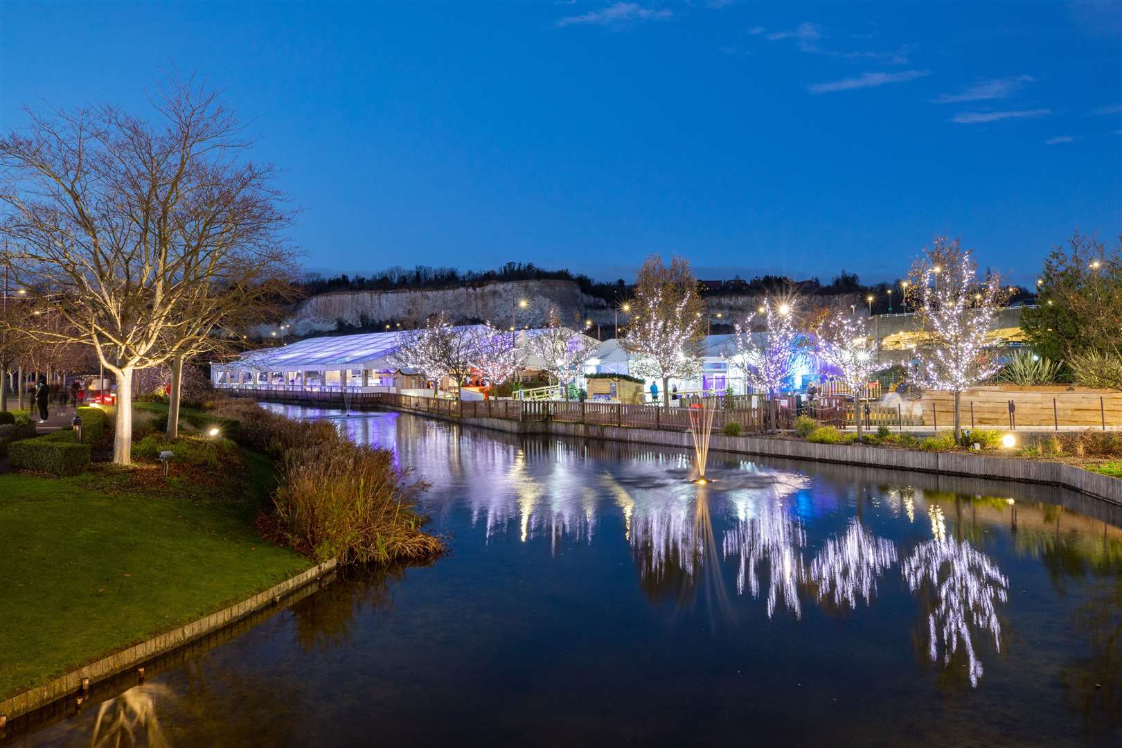 Bluewater Shopping Centre in Greenhithe - Tours and Activities