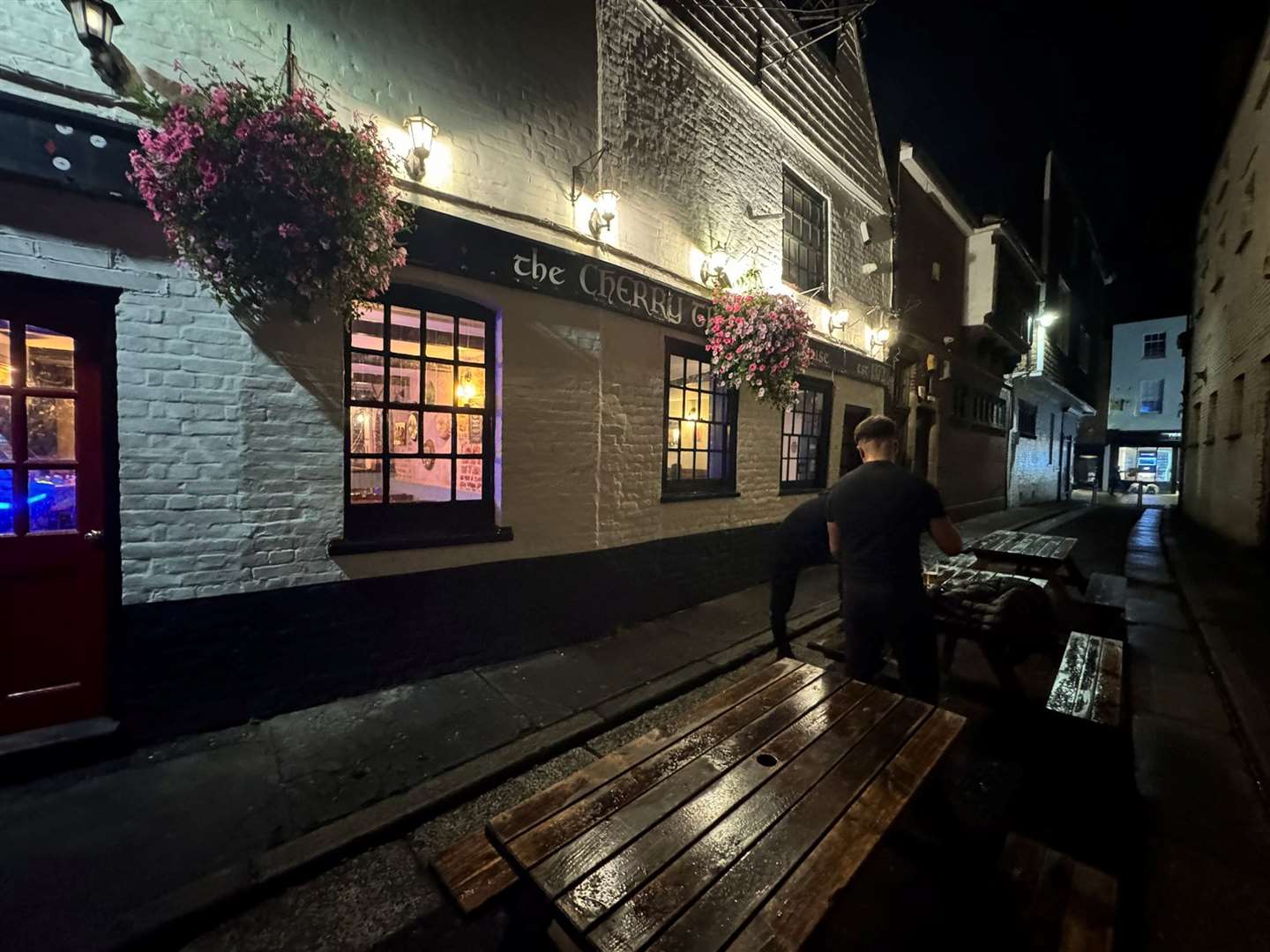 The pub on White Horse Lane is open noon to 1am every day of the week