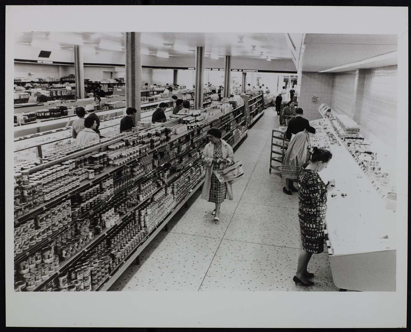 Inside the store in Chatham High Street in 1963. The Sainsbury Archive, Museum of London Docklands