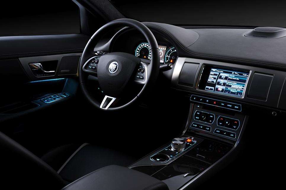 Interior of the Jaguar XF 2.2d