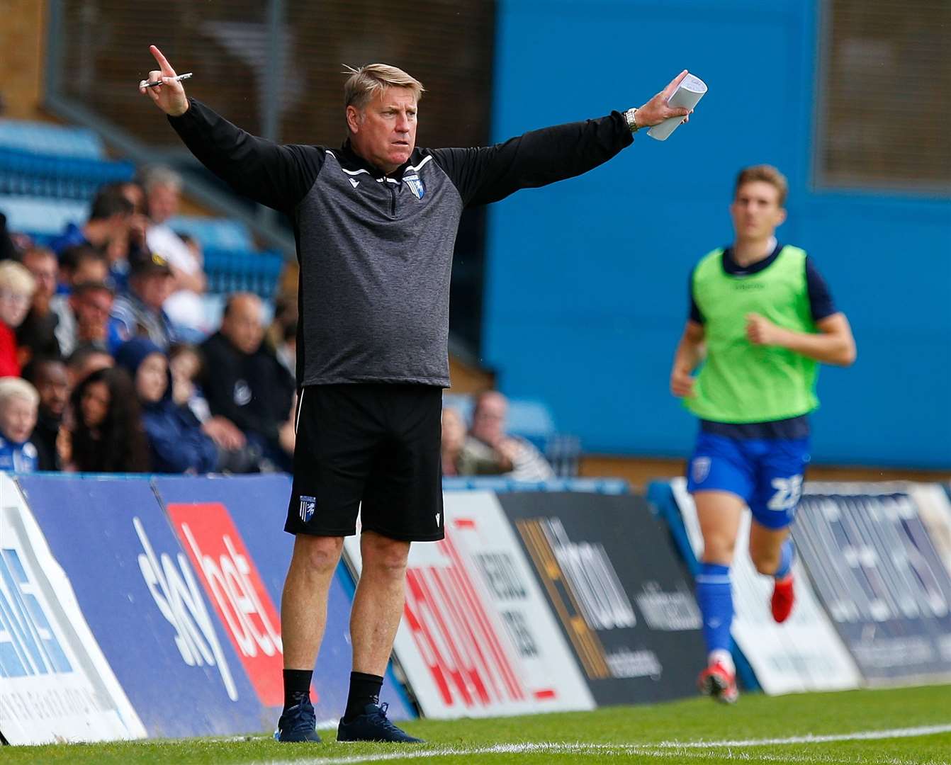 Assistant manager Paul Raynor makes his point on the touchline. Picture: Andy Jones (50452168)