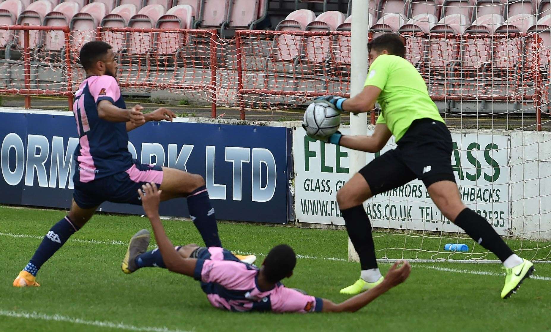 Fleet keeper Tom Hadler called into action against Dulwich. Picture: Keith Gillard (42653796)