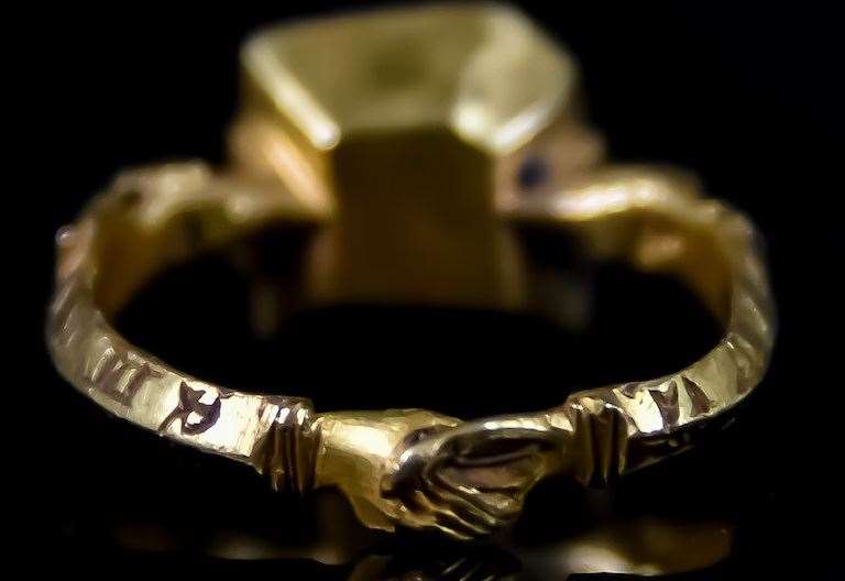 Medieval Ring Found By Metal Detectorist Sells For £11 000 While Golf Ball Linked To 007 Creator