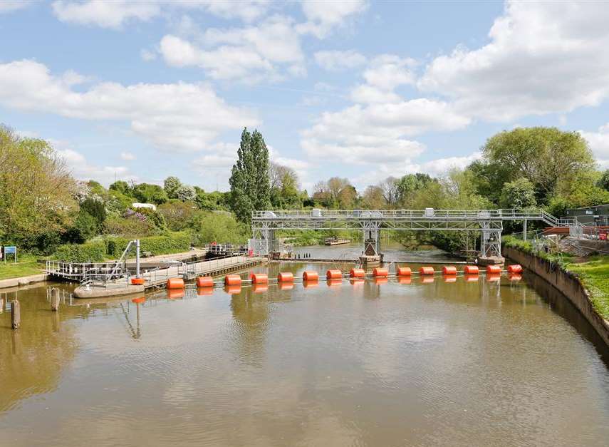 The River Medway at East Farleigh Bridge