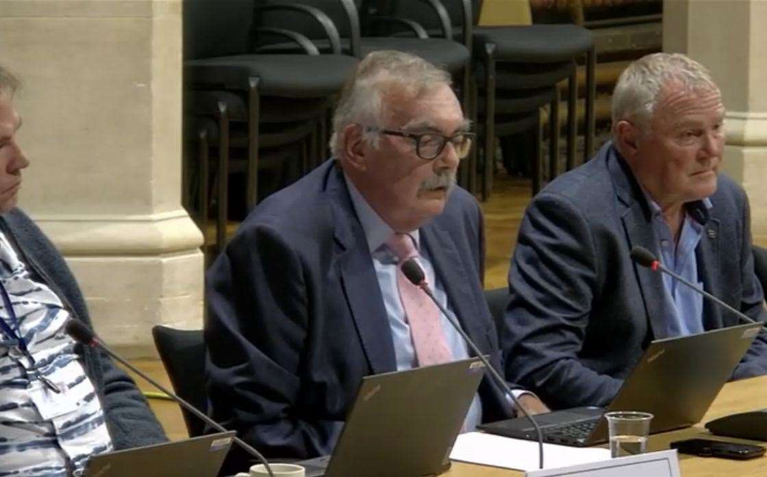 Cllr Adrian Gulvin (Con) said he could not accept the promise of new jobs when there were already good jobs on the site already