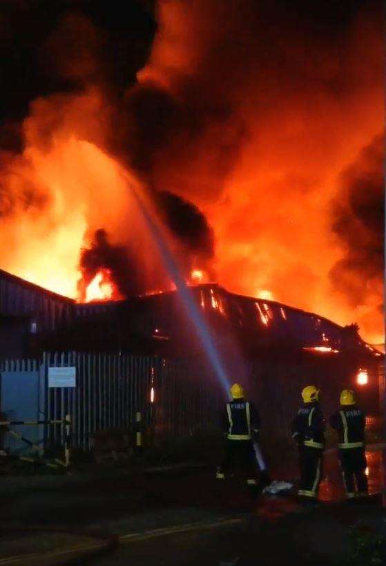 The fire at Riverside Industrial Estate, Dartford. Picture: @dazzler_1972