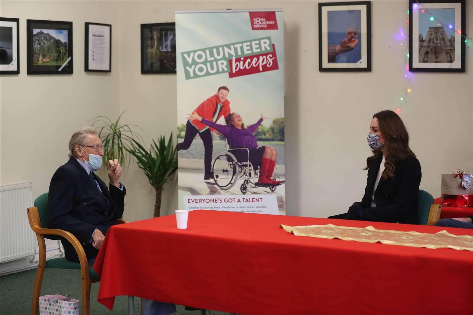 Kate meeting Len Gardner at Batley Community Centre (Danny Lawson/PA)