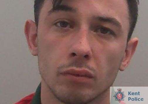 Alfie Mulholland supplied drugs to known users in Medway (10519604)