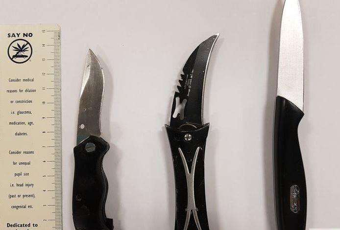 Knives seized - Kent Police (2421375)