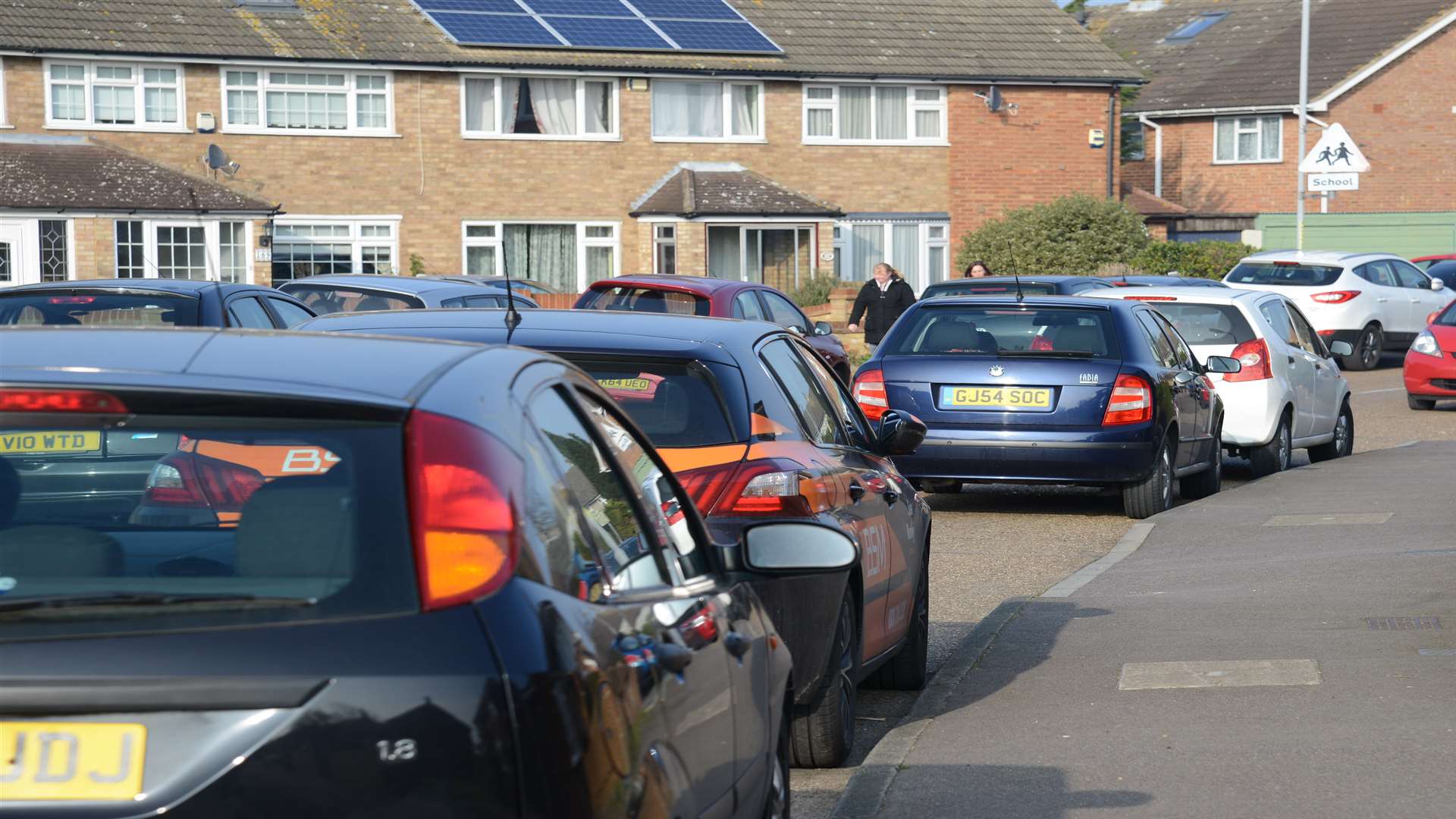 Traffic problems outside Riverview infant and junior schools has led to a petition for zebra crossings