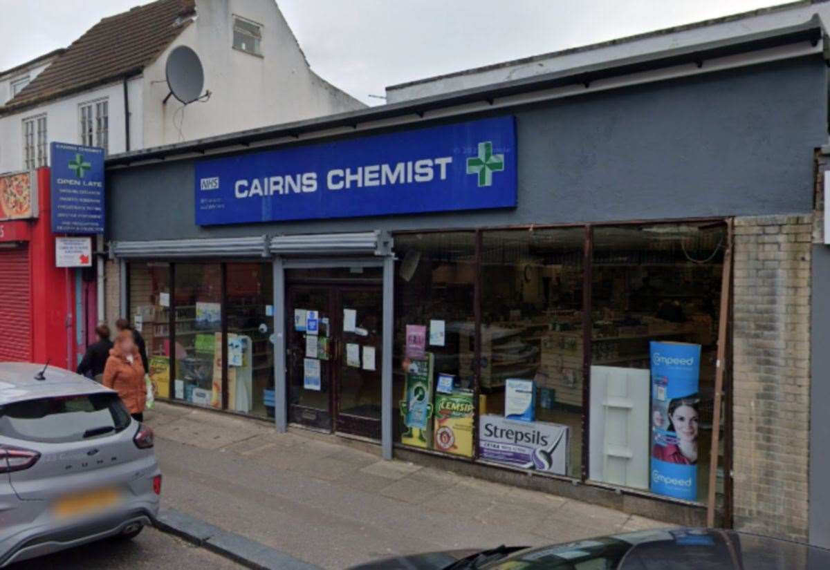 Chemist boss and customers tried to tackle thief