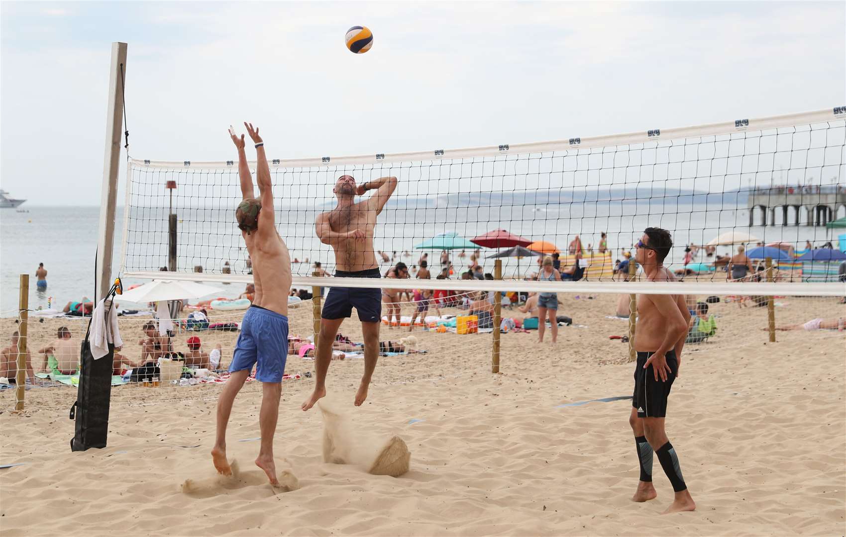 Volleyball on Boscombe beach (Andrew Matthews/PA)