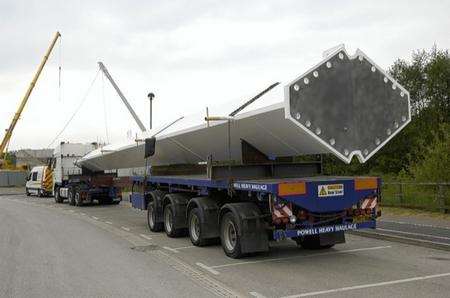 Another section of the new M20 bridge arrives at Eureka park