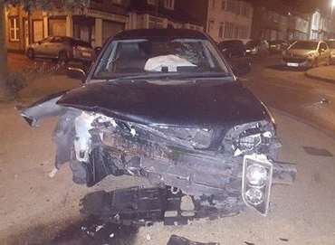 The crashed car in Lansdowne Square