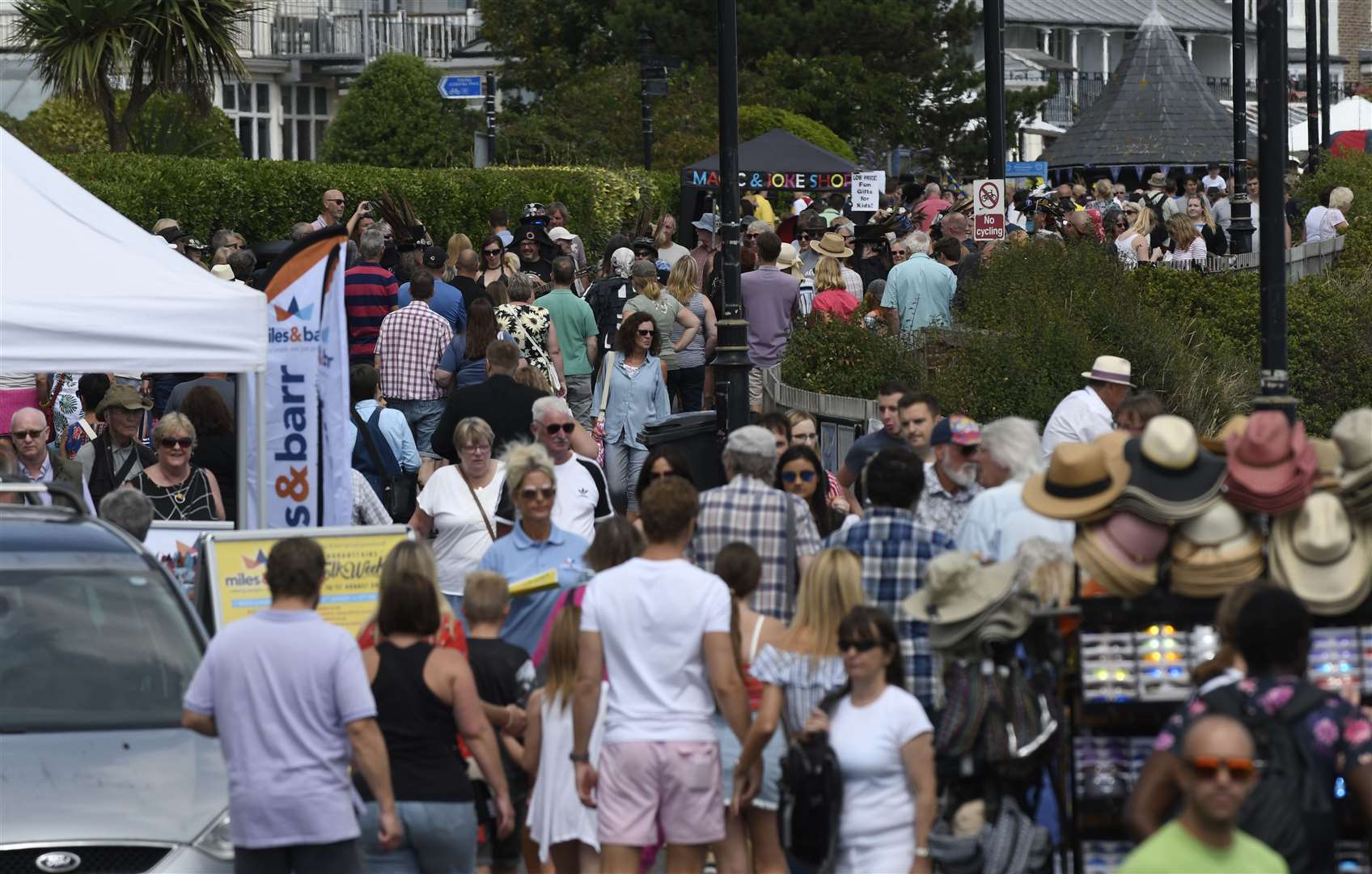 Big crowds at the 2018 Folk Week