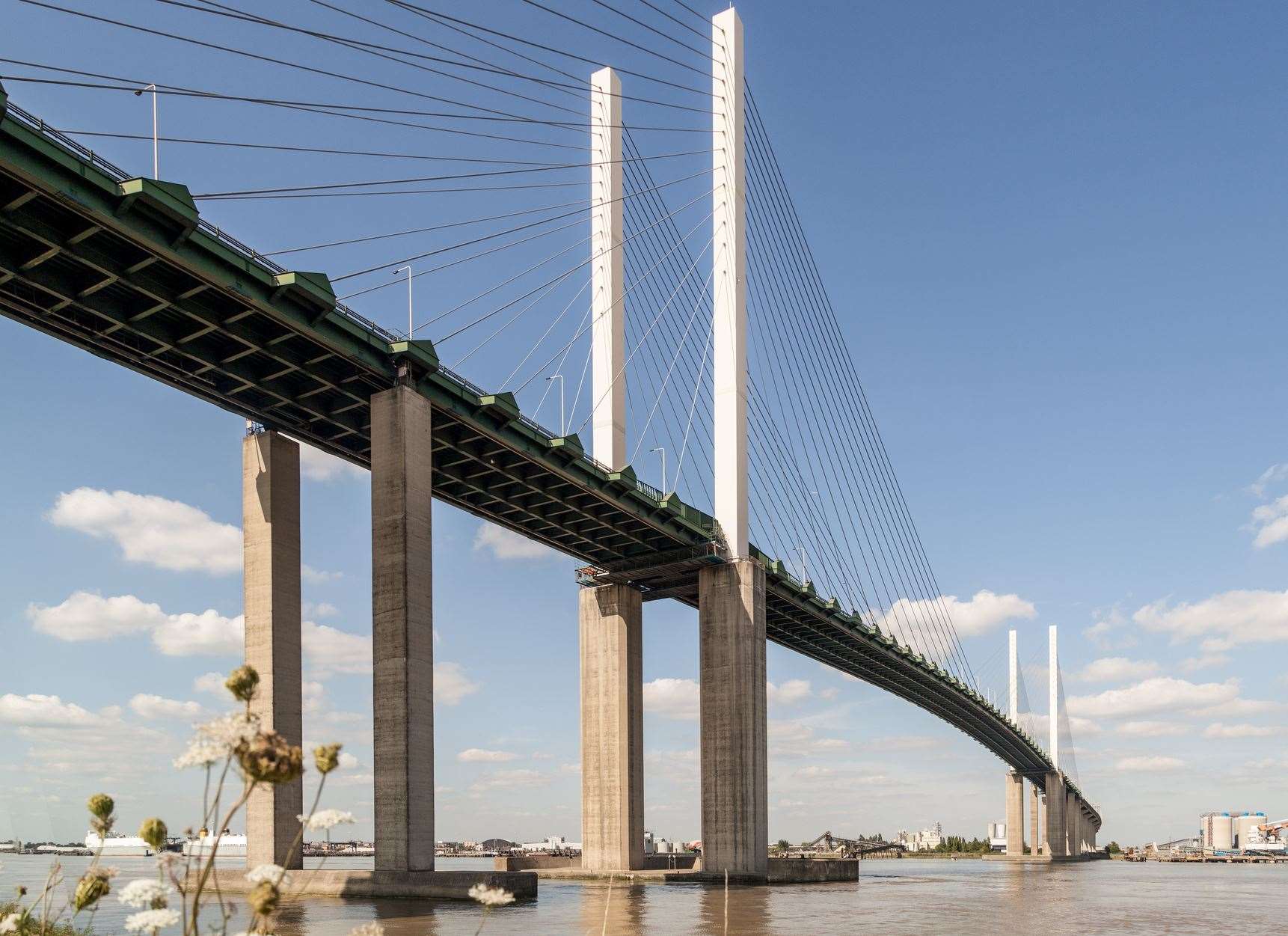 QEII Bridge over the River Thames. (10797399)