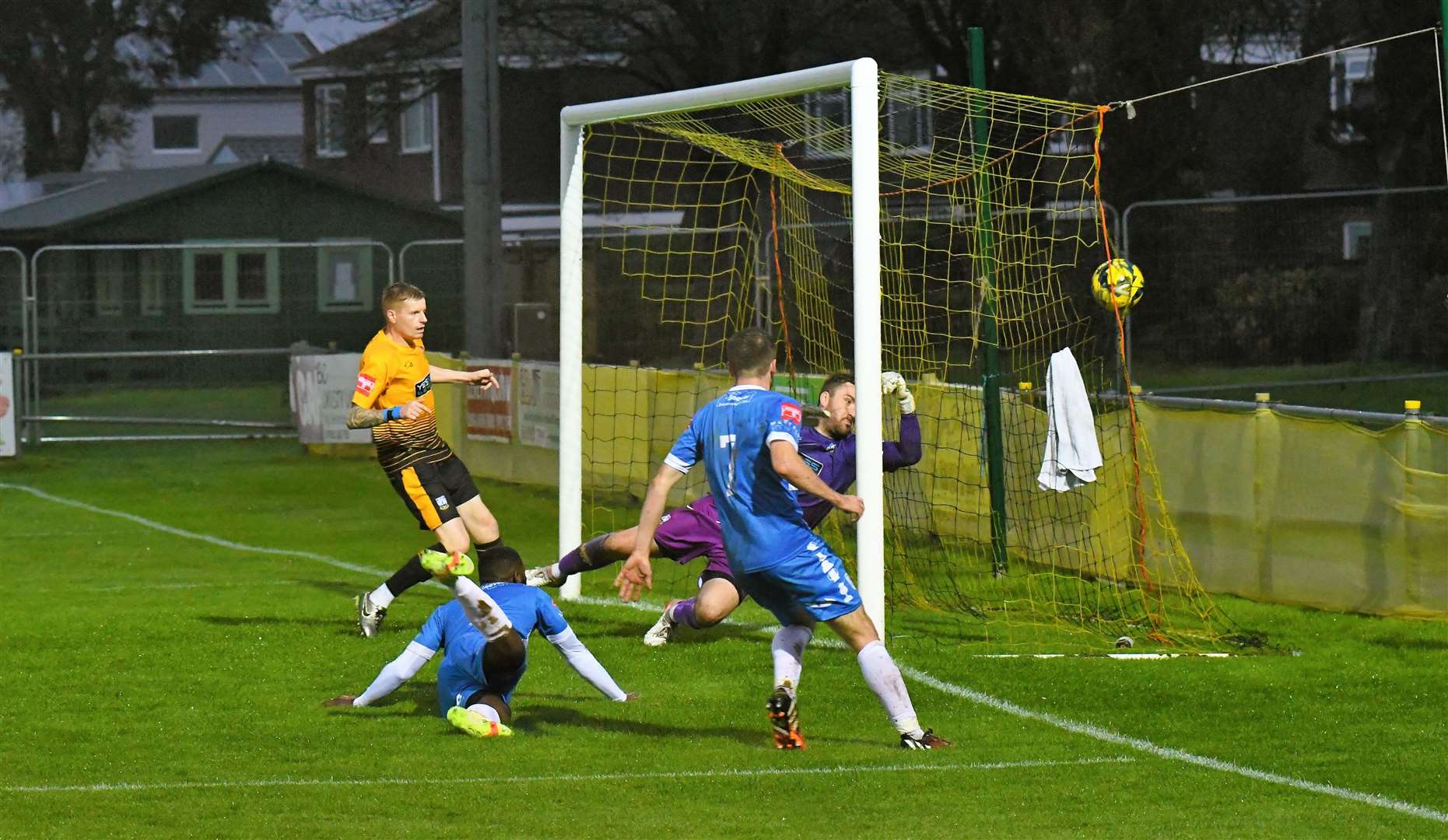 Warren Mfula scores the second of three goals against Littlehampton Town on Saturday Picture: Marc Richards