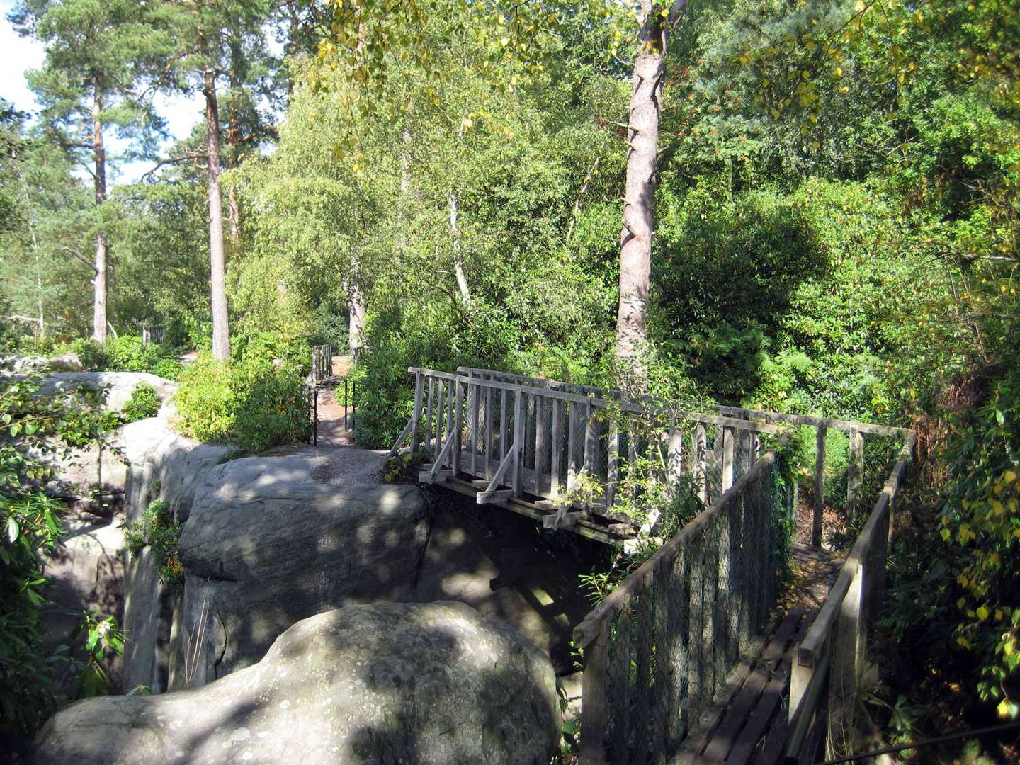 The Crooked Bridge at High Rocks. Pic: Cmglee