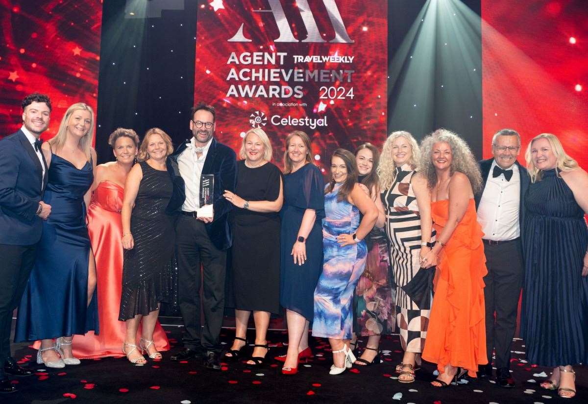 Travel agents wins the double at awards