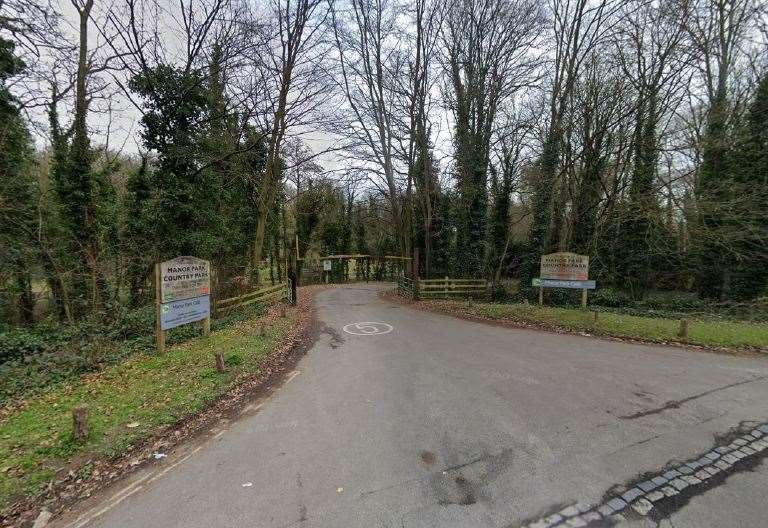 Dog Walkers Urged To Keep Pets On Leads At Manor Park Country Park ...