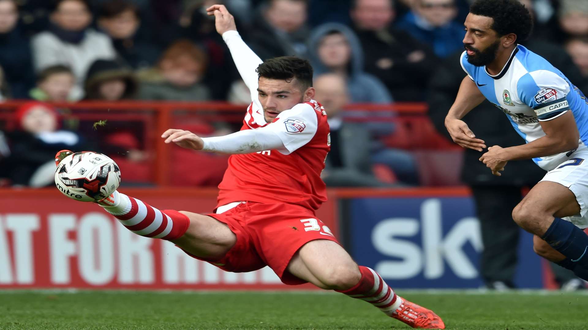 Tony Watt at full stretch for Charlton against Blackburn. Picture: Keith Gillard