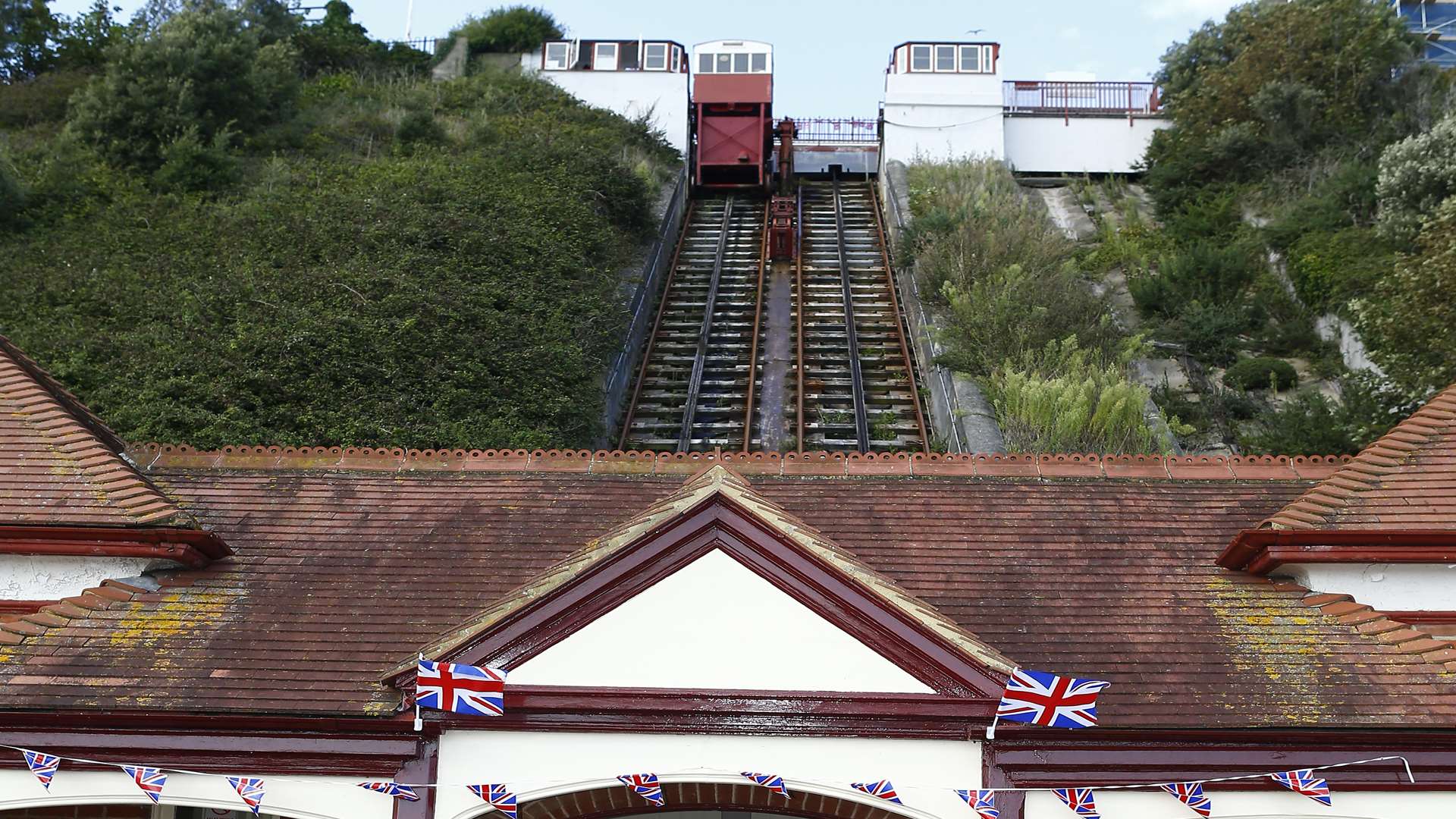 The Leas Lift celebrated its 130th anniversary with a party