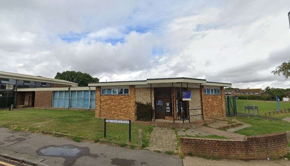 Funding has been given for redevelopment of Hook Meadow library and community centre, as well as 18 homes for affordable rent, but the project was not funded completely, so the council is to reconsider plans. Photo: Google Maps