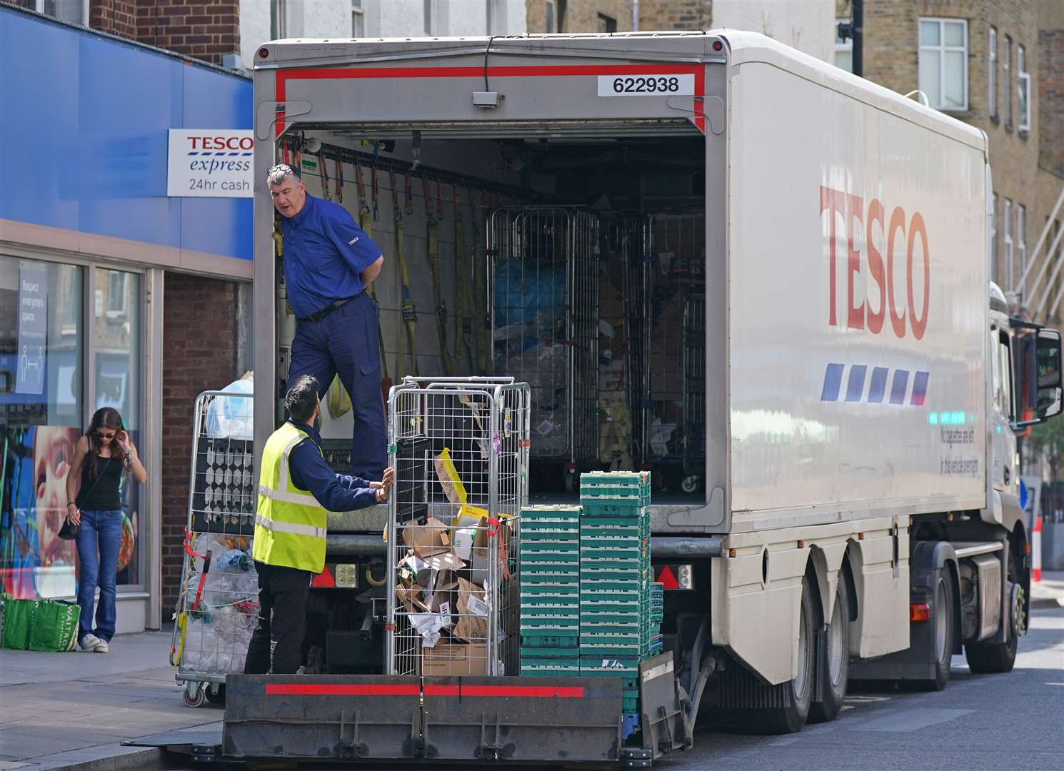 Tesco is offering a £1,000 joining bonus to new lorry drivers (Yui Mok/PA)