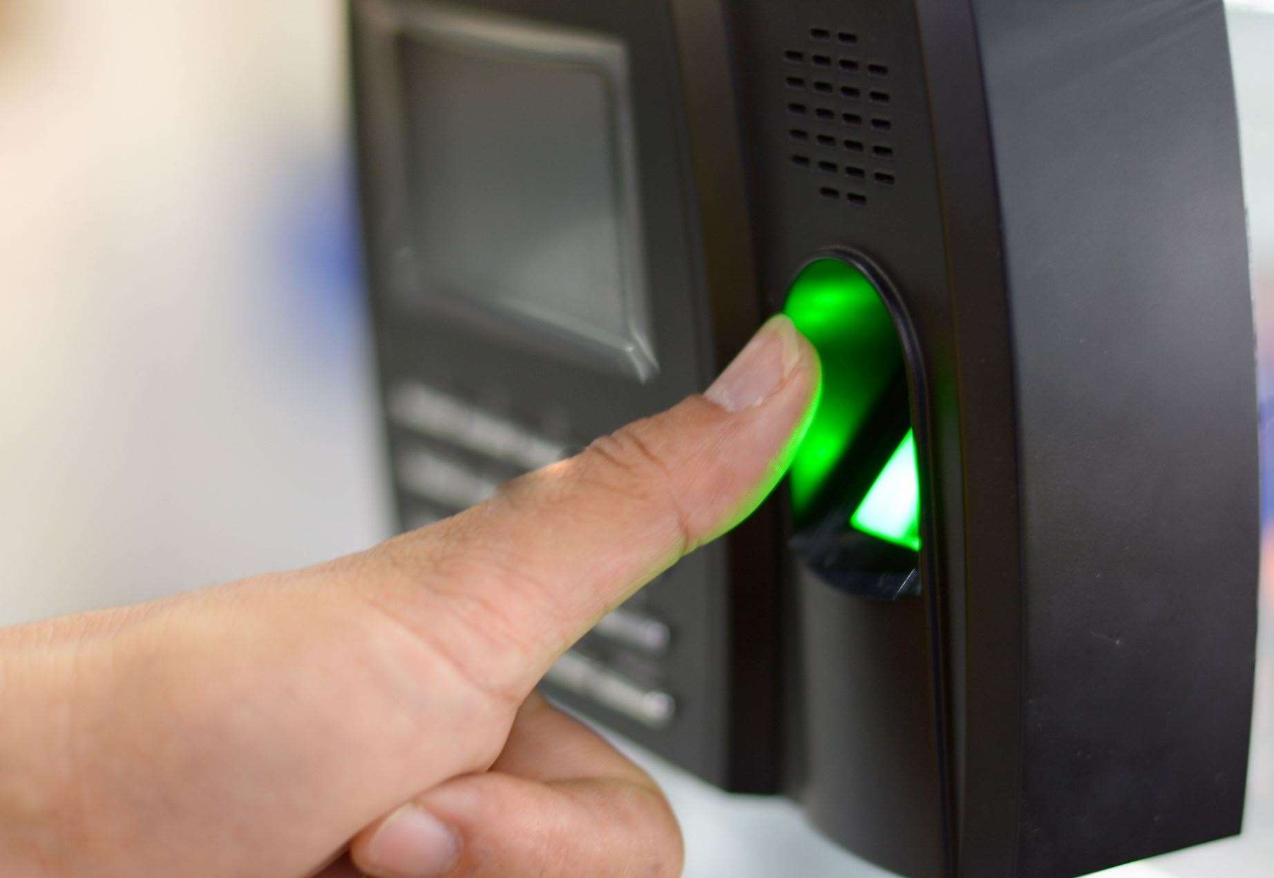 Problems with a high-tech payment system saw children unable to buy food on their first day at secondary school. credit: istock