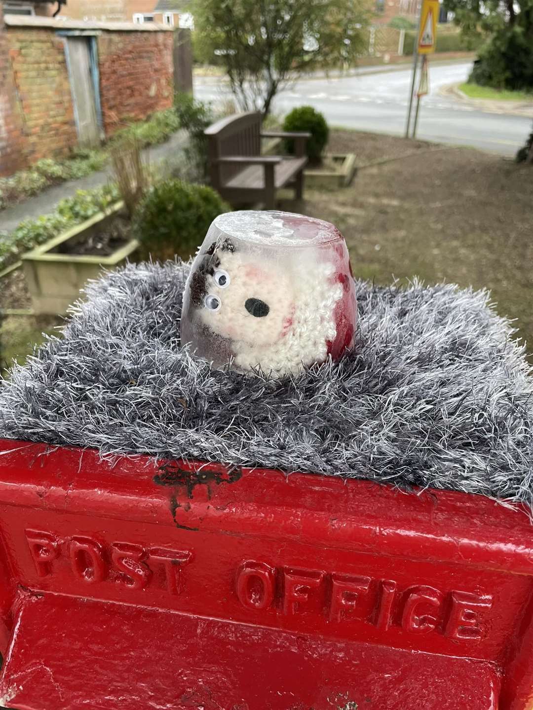 Pat the topper elf suffering from a severe cold (Brough Yarn Bombers/PA)