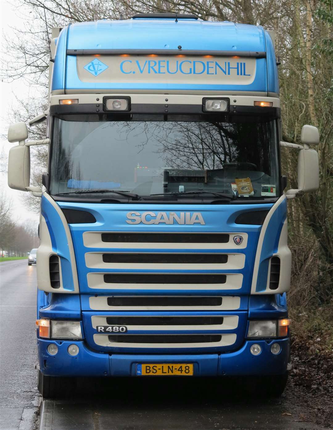 No way through for pedestrians thanks to the way this lorry was parked in Simone Weil Avenue, Ashford Picture courtesy: Andy Clark