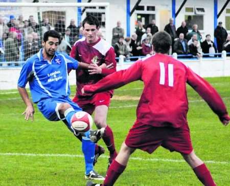 Mo Takaloo in action for Margate during their Ryman League Premier Division defeat against Harrow Borough. Picture: Paul Amos