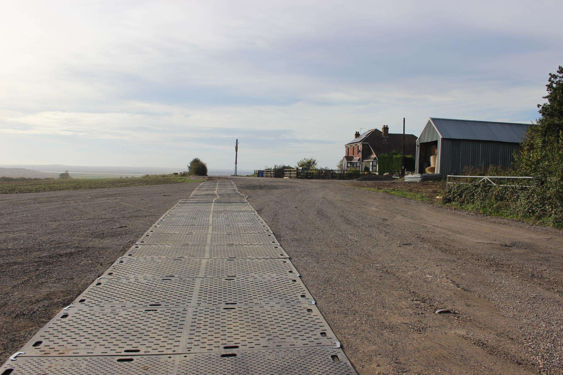 Enlarged entrance to New Rides Farm, Eastchurch to allow delivery of wind turbine blades (4761565)