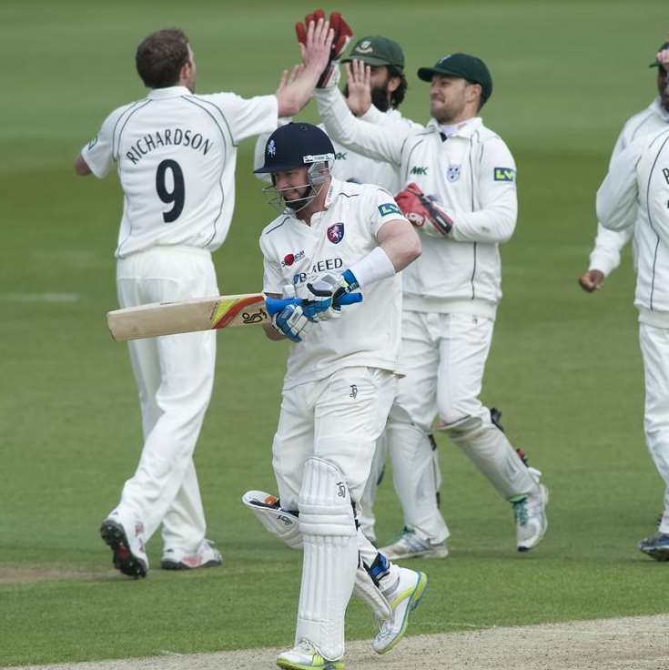 Darren Stevens dismissed against Worcestershire